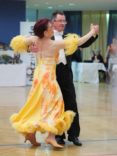 Sigmar und Karin tanzen ein Turnier.